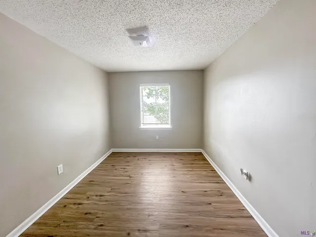 $95,000 | 4735 Government Street, Unit 308, Baton Rouge, LA 70806