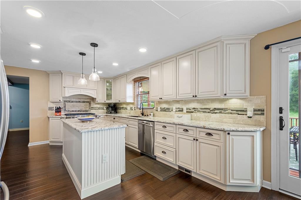 272 Lewis Run Road West Mifflin, PA 15122 - Photo 12 of 45 Gallery Image 12