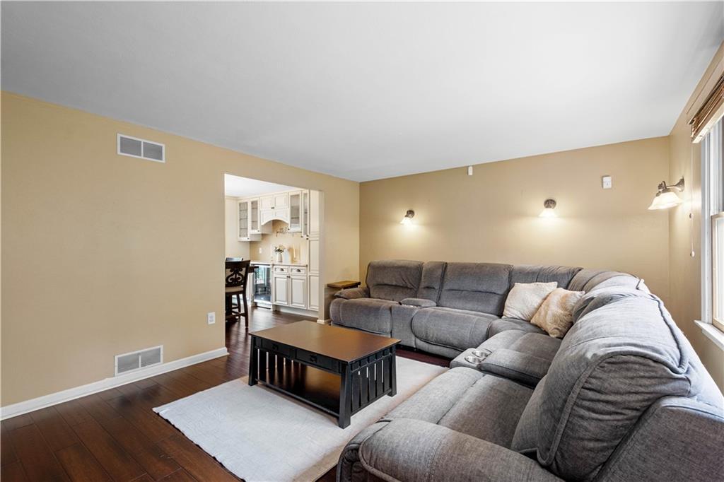 272 Lewis Run Road West Mifflin, PA 15122 - Photo 8 of 45 Gallery Image 8