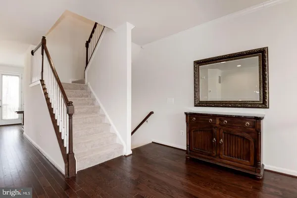 $3,700 | 42482 Dogwood Glen Square, Sterling, VA 20166