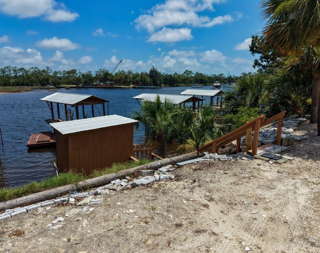 606 Riverside Drive Steinhatchee, FL 32359 - Photo 4 of 24