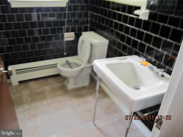 4830 Philadelphia Road Aberdeen, MD 21001 - Photo 6 of 12 Bath