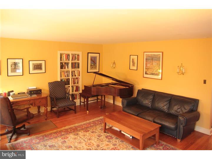 1326 Hillside Road Wynnewood, PA 19096 - Photo 4 of 22 Gallery Image 4