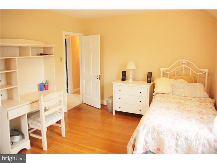 1326 Hillside Road Wynnewood, PA 19096 - Photo 10 of 22 Gallery Image 10