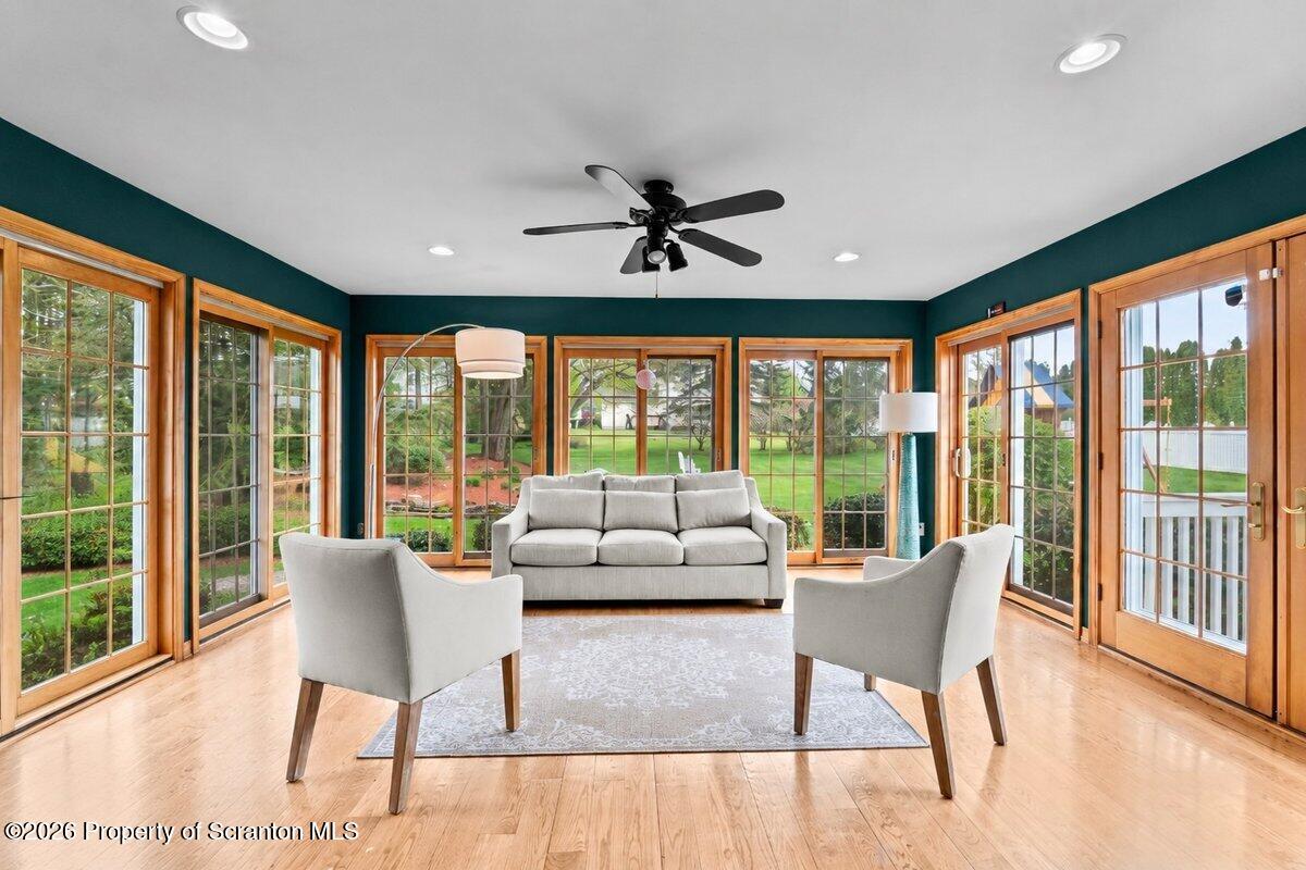925 Parkview Road Moscow, PA 18444 - Photo 14 of 27 DSC06987