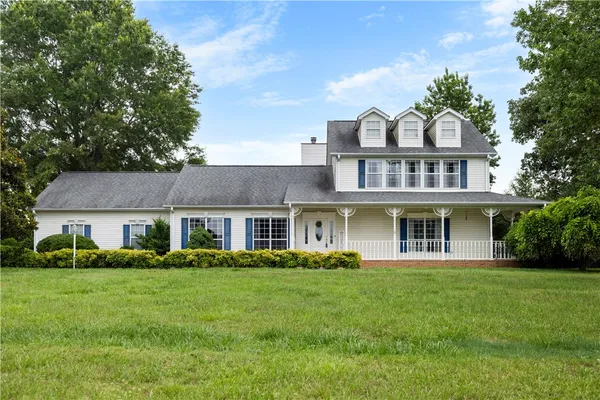 $649,900 | 104 Wren Crossing Court, Easley, SC 29642