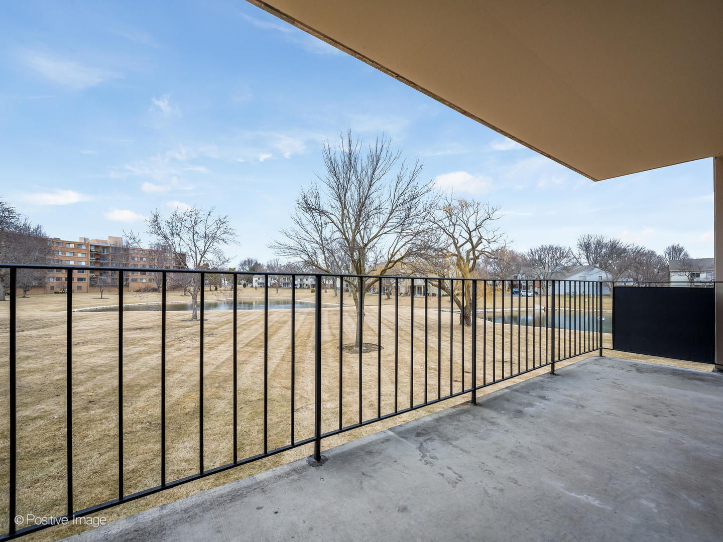 101 Bar Harbour Road, Unit 2M Schaumburg, IL 60193 - Photo 17 of 17 a view of a wrought fence