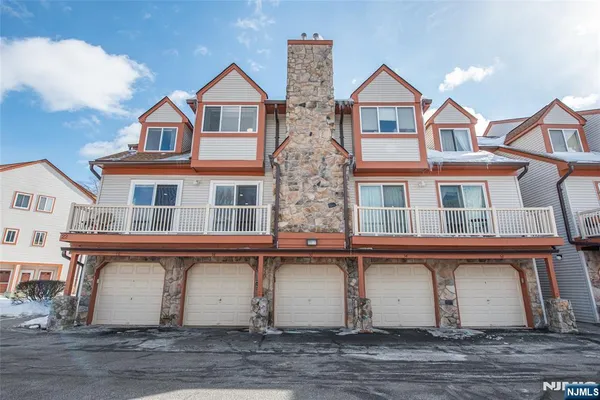 $2,800 | 56 Woods Edge Drive, Roxbury Township, NJ 07876
