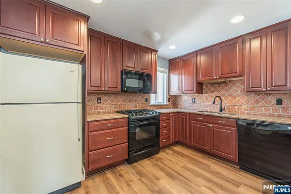 $2,800 | 56 Woods Edge Drive, Roxbury Township, NJ 07876