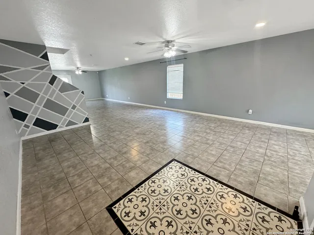 an empty room with a empty space