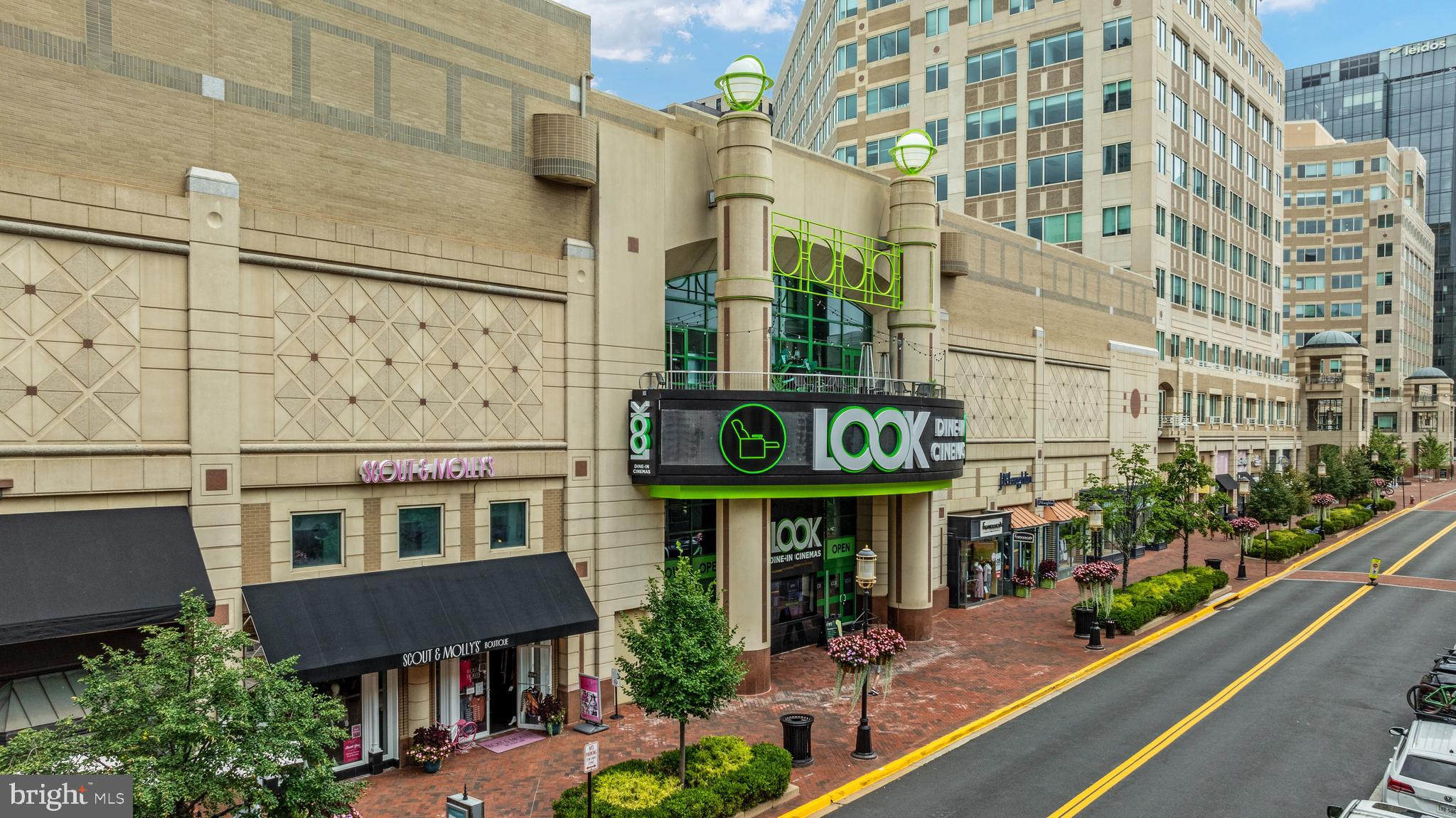 12108 Quorn Lane Reston, VA 20191 - Photo 70 of 91 Reston Town Center LOOK Dine-in Cinemas