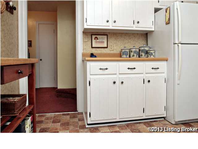 226 Ring Road Louisville, KY 40207 - Photo 11 of 35 Additional Photo
