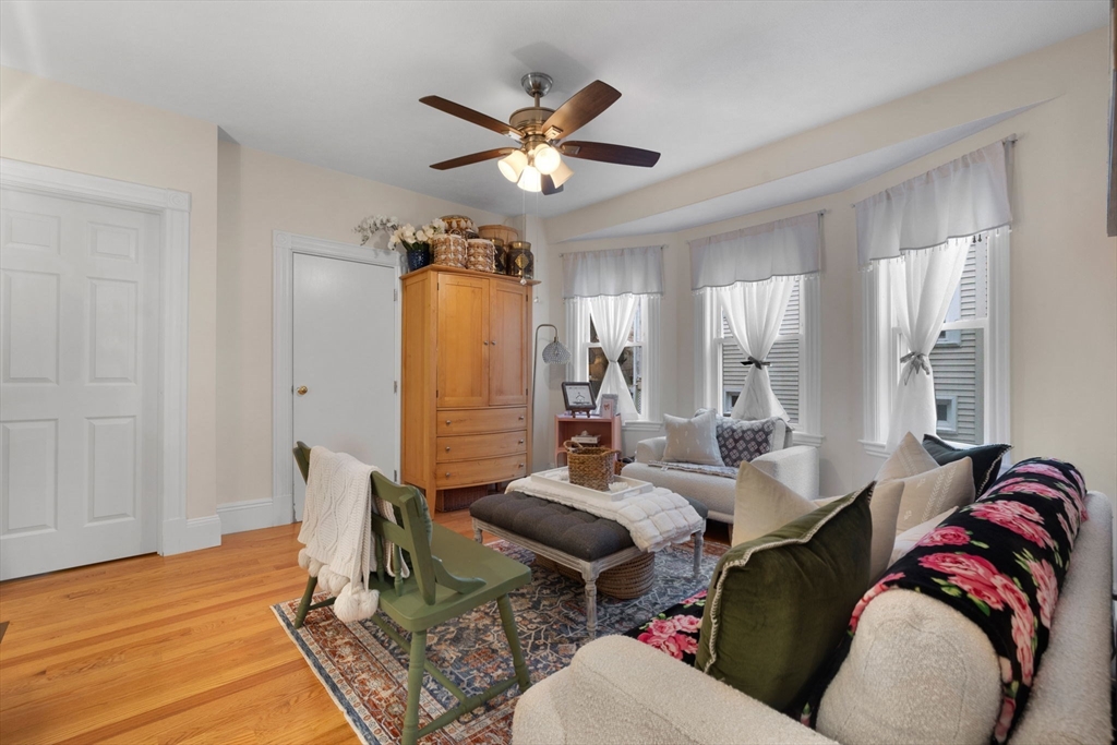 26 Clay Avenue Everett, MA 02149 - Photo 6 of 30