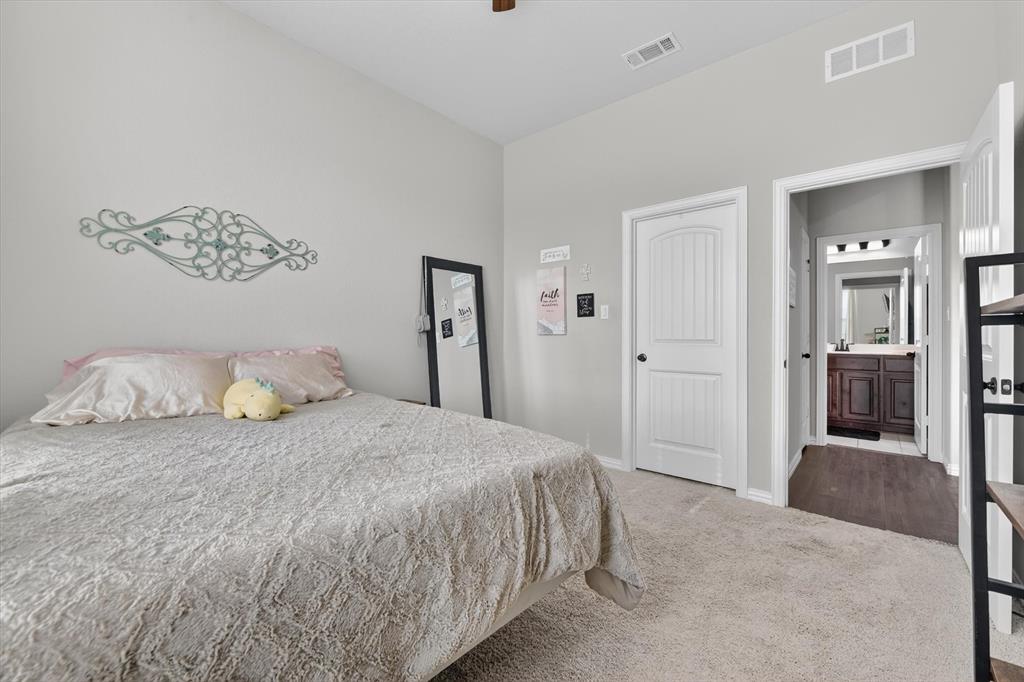 150 Chester Road Springtown, TX 76082 - Photo 16 of 40