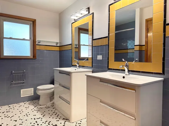 a close view of a sink