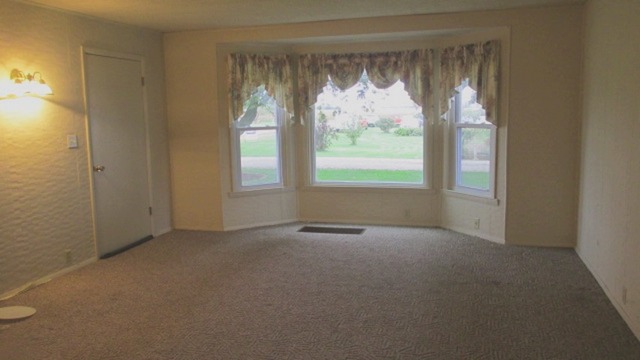 1444 East U Route South Ottawa, IL 61350 - Photo 4 of 18