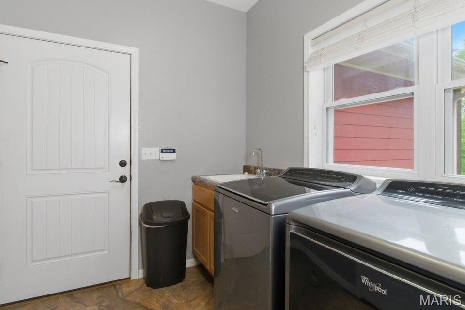 18418 Circle B Road Eminence, MO 65466 - Photo 17 of 62