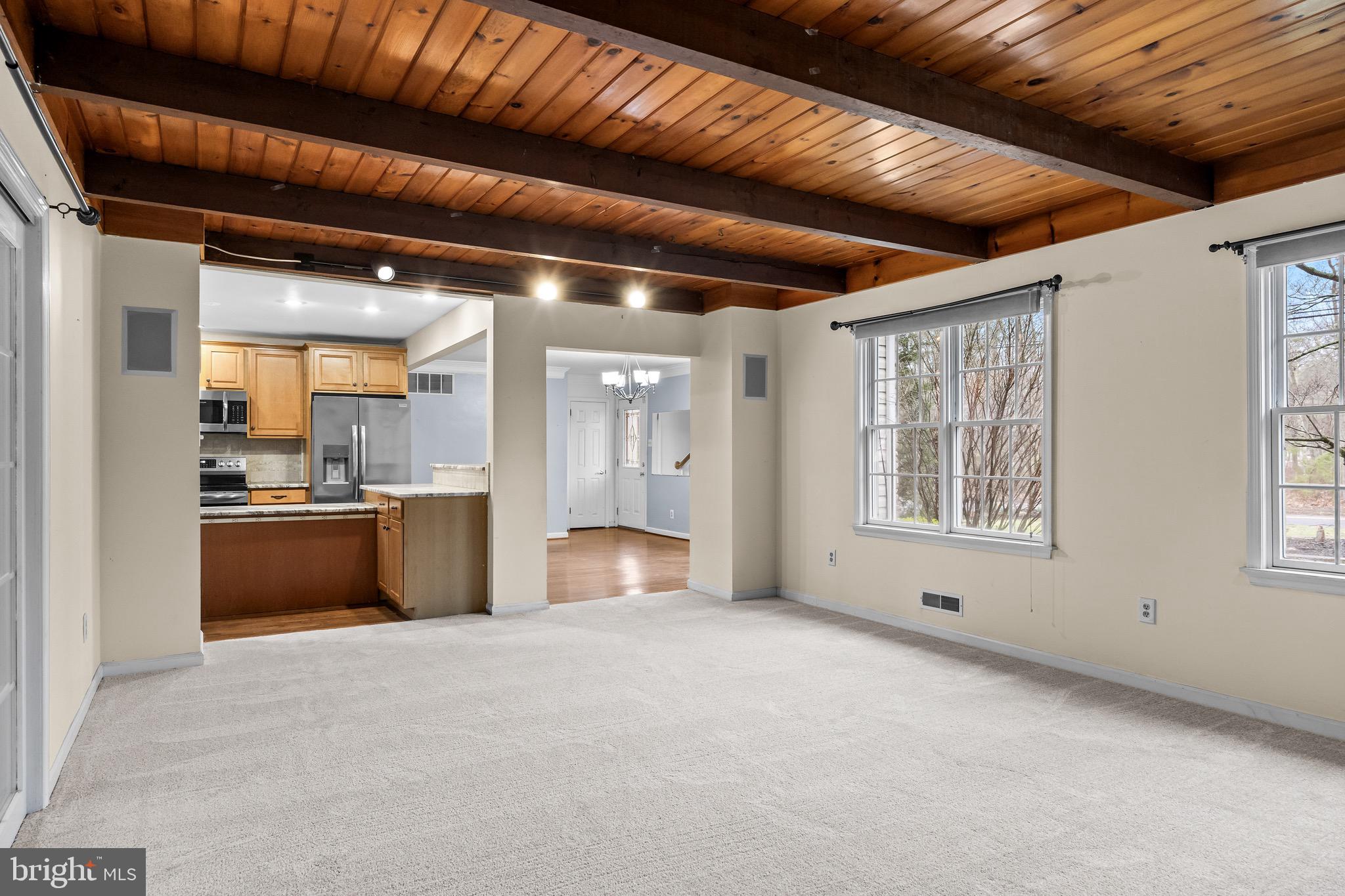 528 Kettle Run Road Marlton, NJ 08053 - Photo 6 of 43 Family room