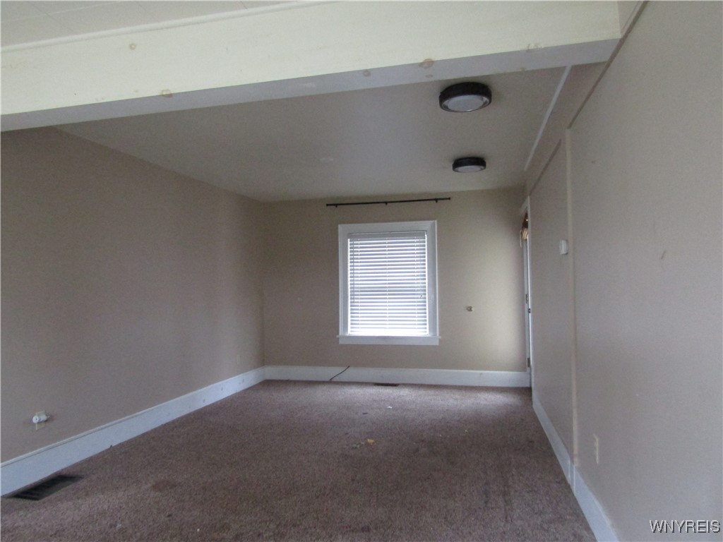 4258 Highway 98 Java, NY 14113 - Photo 6 of 16 Living room of back apartment