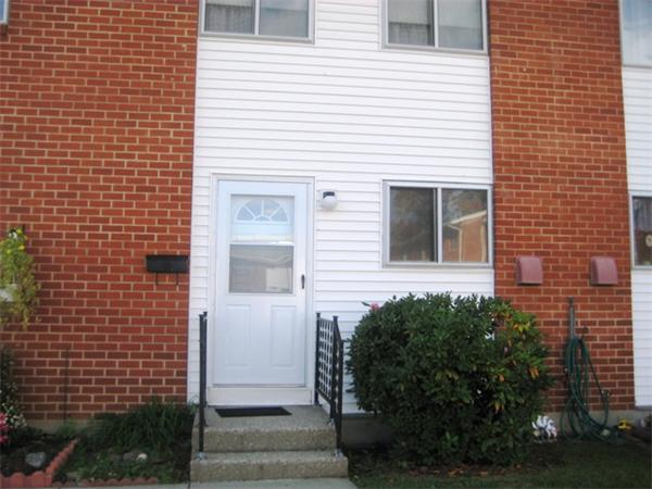 50 Tokeneke Road, Unit 20 Holyoke, MA 01040 - Photo 1 of 13 Gallery Image 1