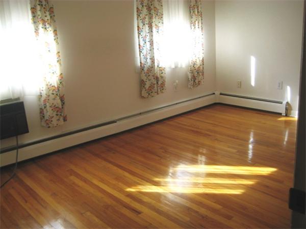 50 Tokeneke Road, Unit 20 Holyoke, MA 01040 - Photo 5 of 13 Gallery Image 5
