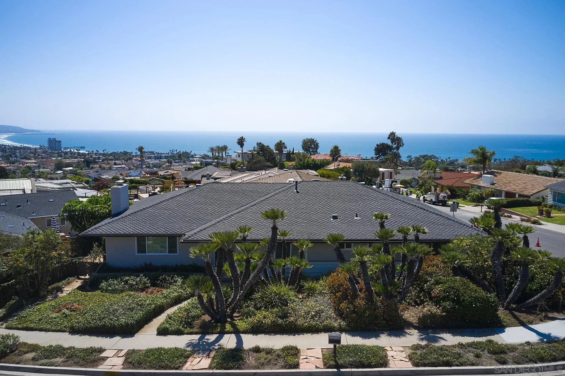 5560 Moonlight Lane La Jolla, CA 92037 - Photo 16 of 48 an aerial view of multiple house