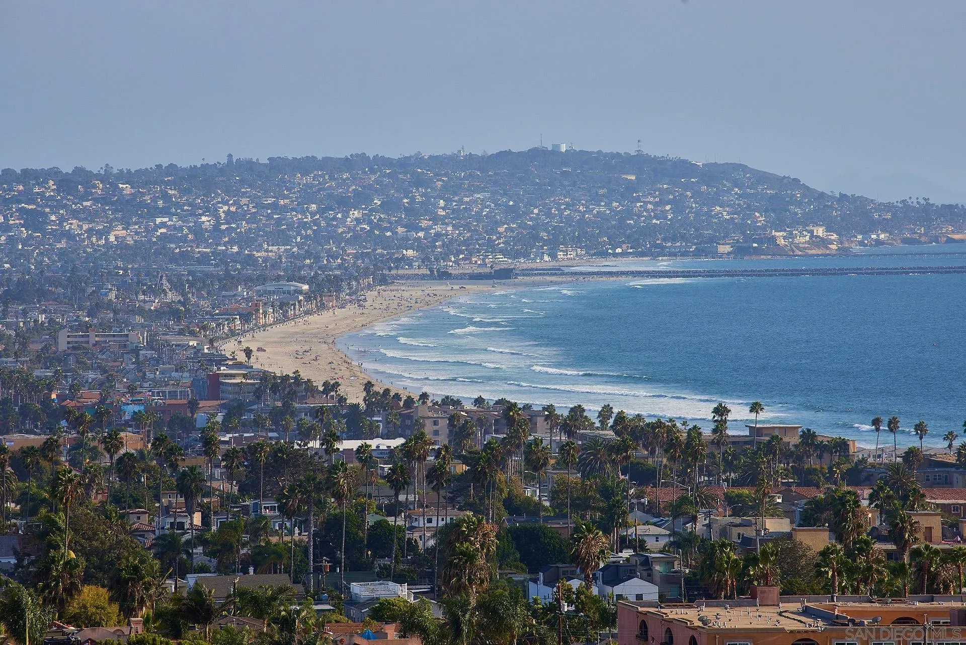5560 Moonlight Lane La Jolla, CA 92037 - Photo 32 of 48 an aerial view of a city