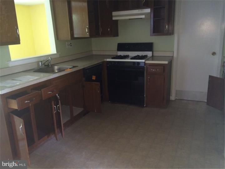 1711 Willow Place Clementon, NJ 08021 - Photo 4 of 5 Gallery Image 4