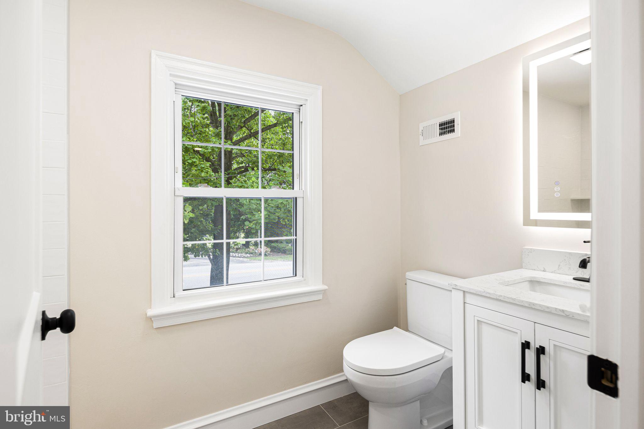 776 Brooke Road Glenside, PA 19038 - Photo 32 of 37