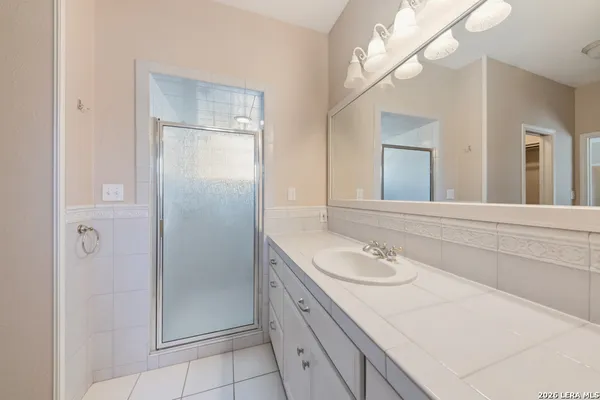 $738,500 | 2592 Edgegrove, Canyon Lake, TX 78133