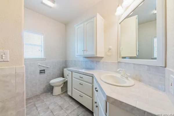 $738,500 | 2592 Edgegrove, Canyon Lake, TX 78133