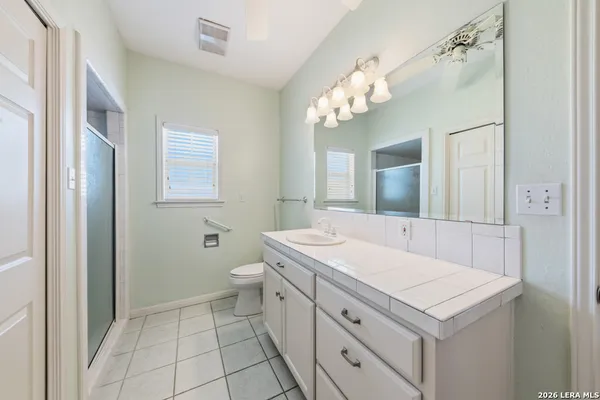 $738,500 | 2592 Edgegrove, Canyon Lake, TX 78133