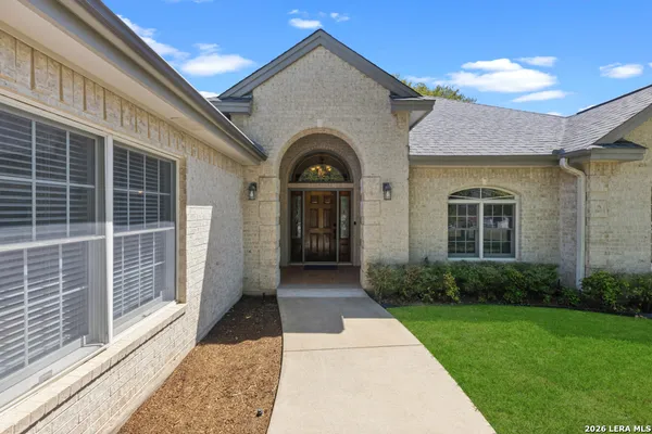 $738,500 | 2592 Edgegrove, Canyon Lake, TX 78133
