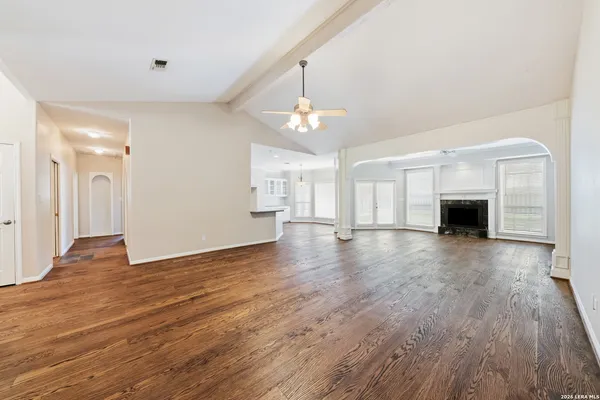 $738,500 | 2592 Edgegrove, Canyon Lake, TX 78133