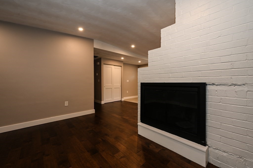 61 Gregory Road Framingham, MA 01701 - Photo 10 of 35