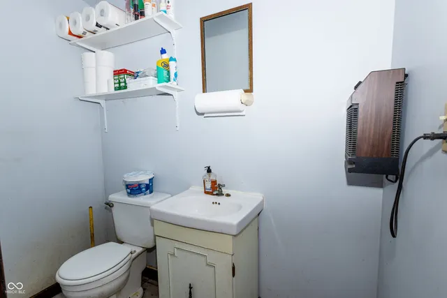 $400,000 | 5010 Highway 234, McCordsville, IN 46055