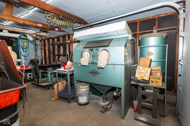 $400,000 | 5010 Highway 234, McCordsville, IN 46055