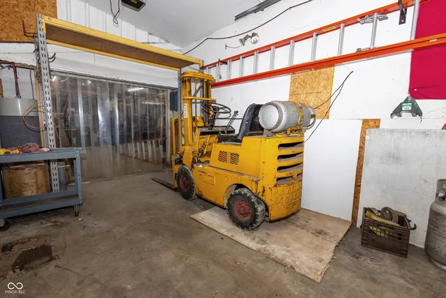 $400,000 | 5010 Highway 234, McCordsville, IN 46055