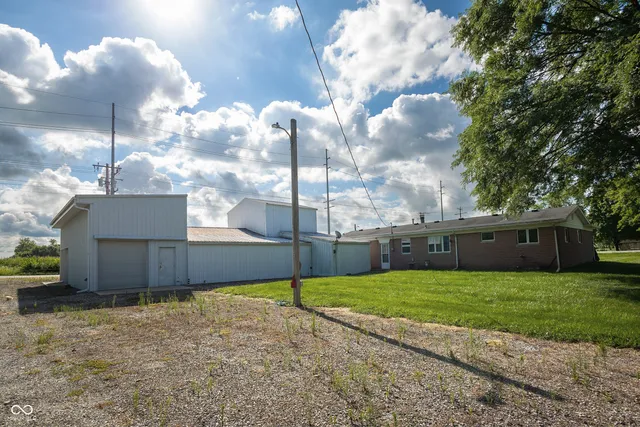 $400,000 | 5010 Highway 234, McCordsville, IN 46055