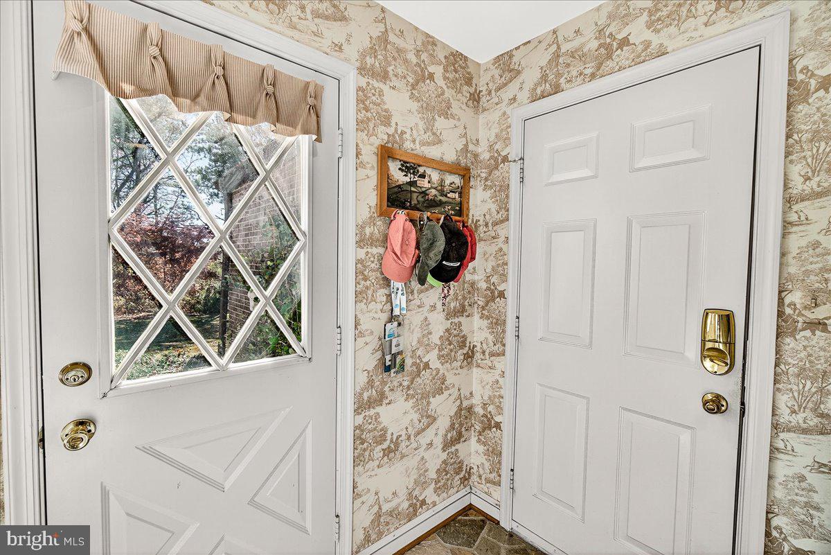 6400 Griffith Road Gaithersburg, MD 20882 - Photo 35 of 70 Door to rear terrace