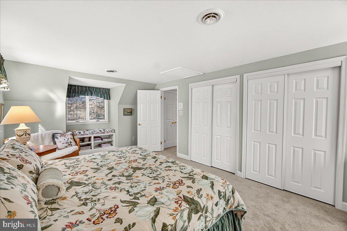 6400 Griffith Road Gaithersburg, MD 20882 - Photo 45 of 70 a bedroom with bed and window