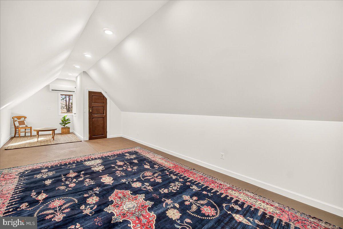 6400 Griffith Road Gaithersburg, MD 20882 - Photo 49 of 70 So many possible uses for this bright bonus space