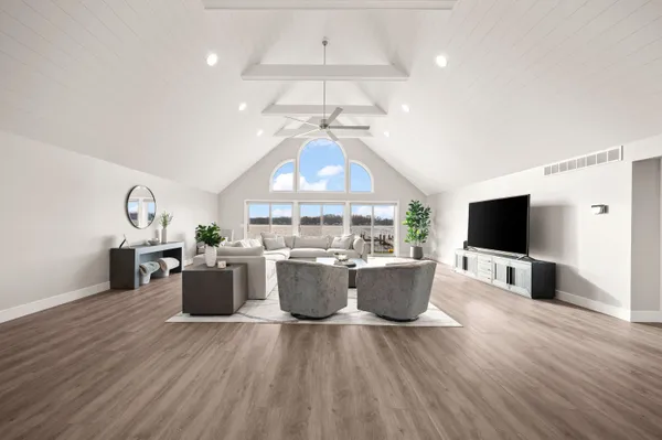 $2,600,000 | 5363 Paw Paw Lake Road, Coloma, MI 49038