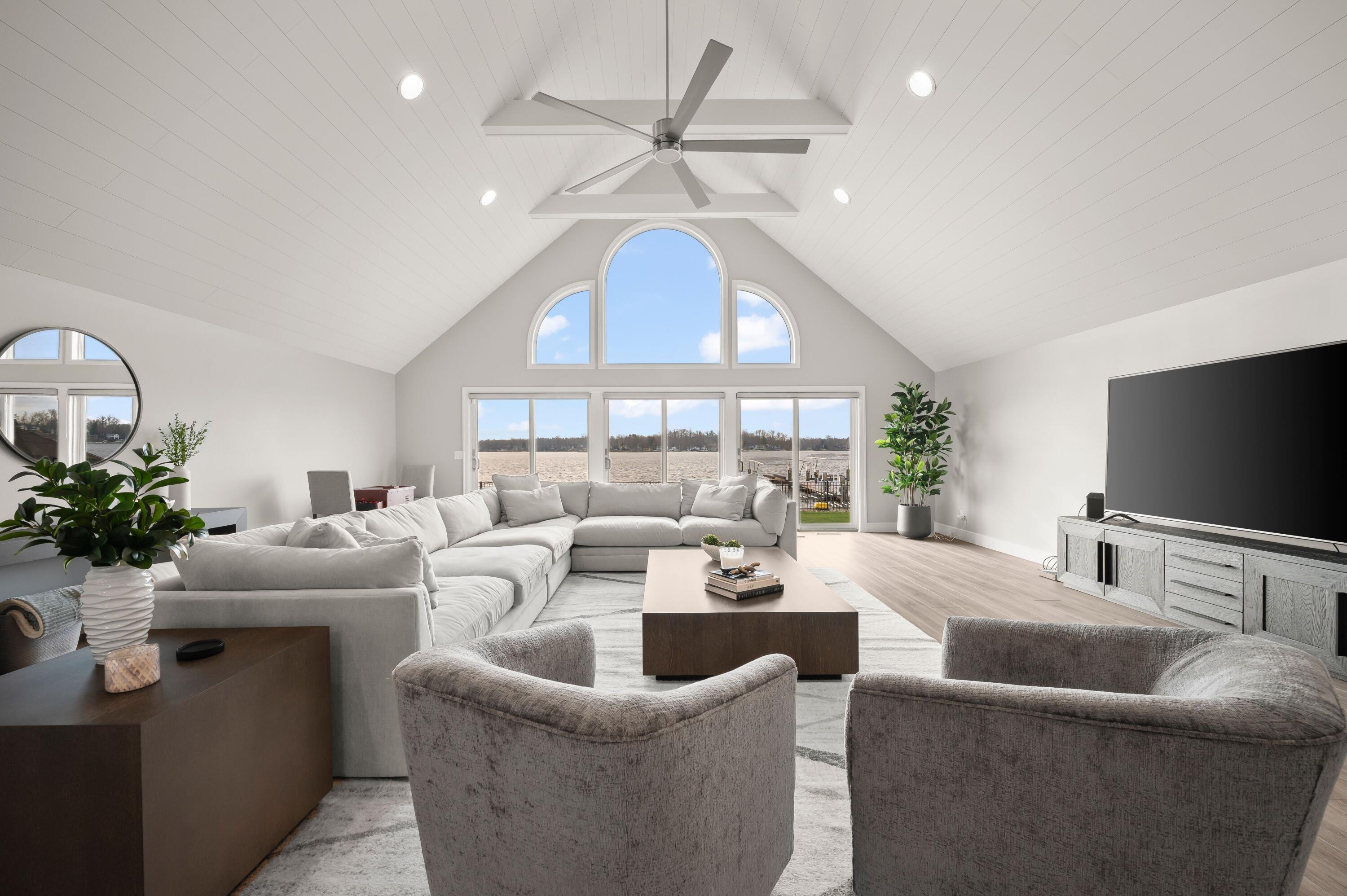 5363 Paw Paw Lake Road Coloma, MI 49038 - Photo 16 of 67 Living Room