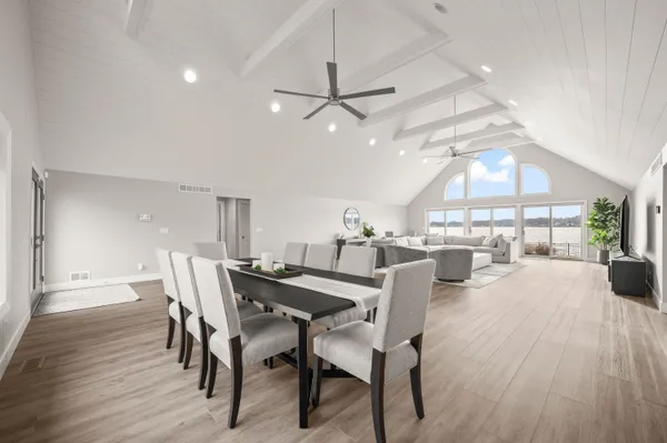 $2,600,000 | 5363 Paw Paw Lake Road, Coloma, MI 49038