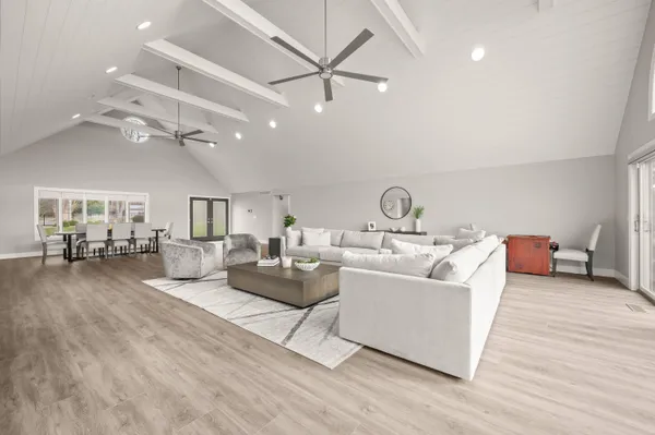 $2,600,000 | 5363 Paw Paw Lake Road, Coloma, MI 49038