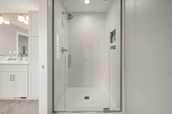 $2,600,000 | 5363 Paw Paw Lake Road, Coloma, MI 49038