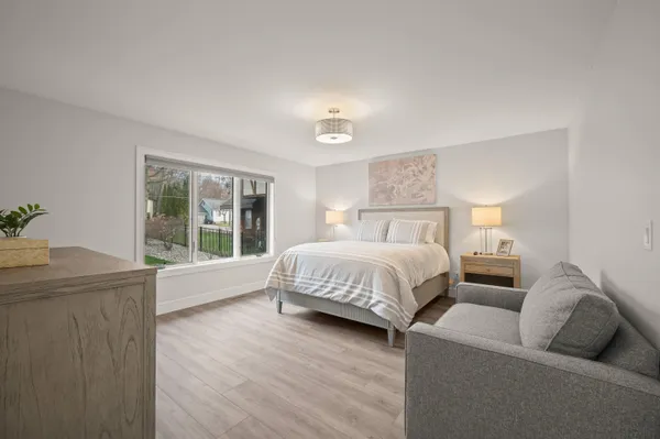 $2,600,000 | 5363 Paw Paw Lake Road, Coloma, MI 49038