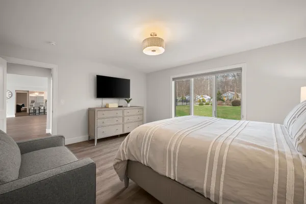 $2,600,000 | 5363 Paw Paw Lake Road, Coloma, MI 49038