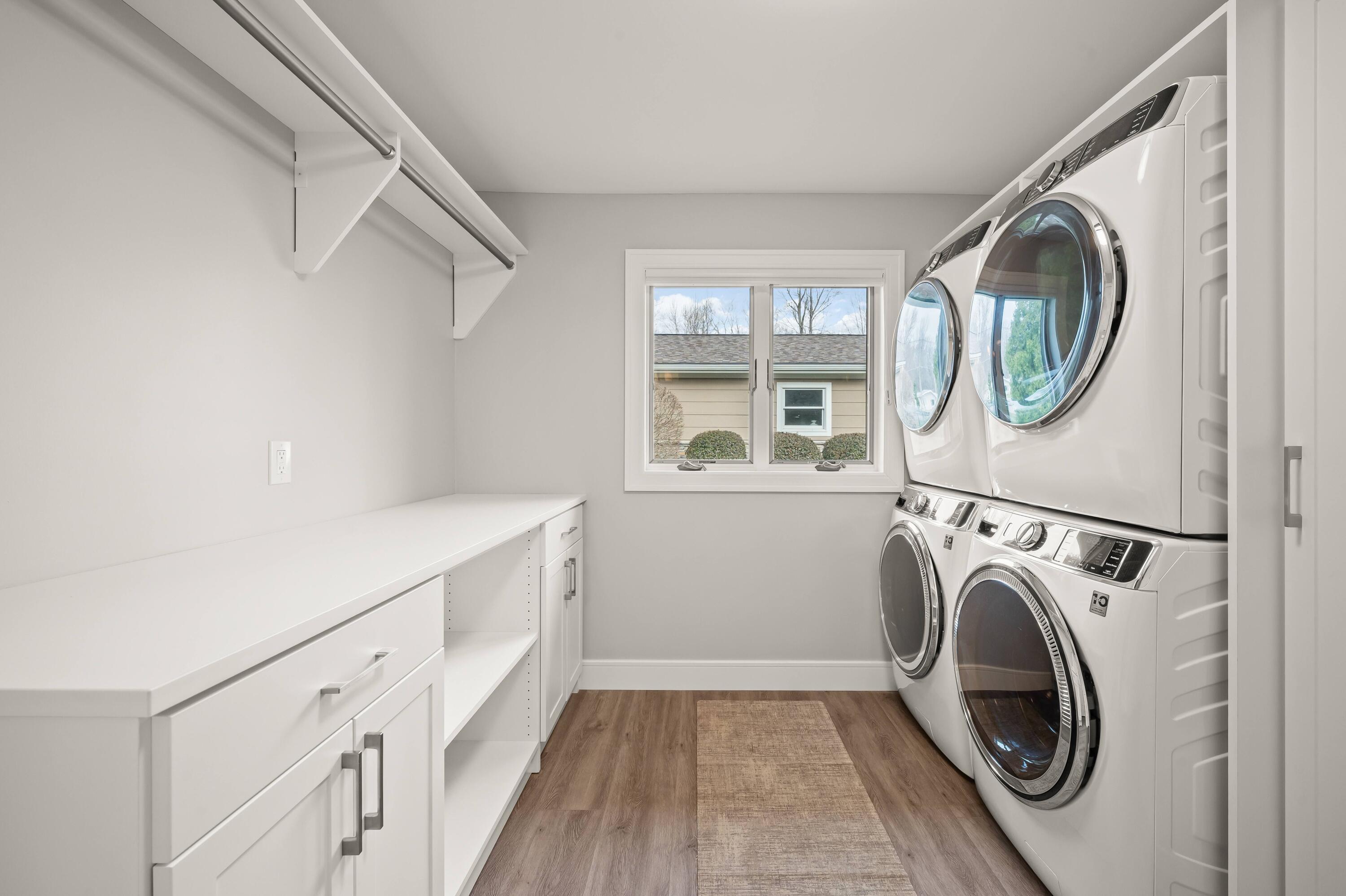 5363 Paw Paw Lake Road Coloma, MI 49038 - Photo 47 of 67 Laundry Room